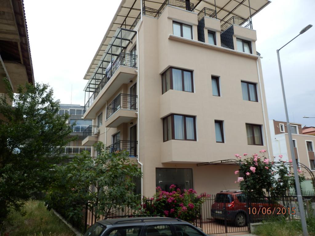 Flowers Apartments 네세부르 객실 사진