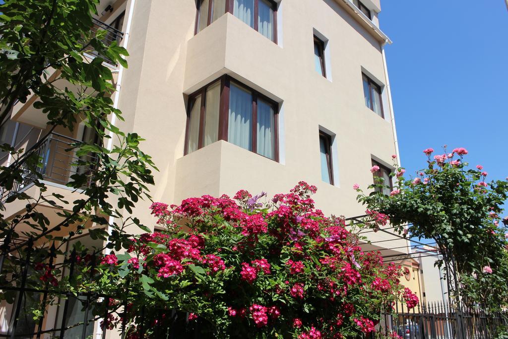 Flowers Apartments 네세부르 외부 사진